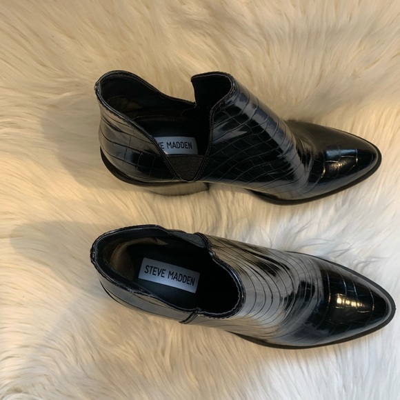 Steve Madden LEV Black Croc Booties - Picture 6 of 11